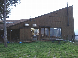 �L�u���Z�~�i�[�n�E�X�@�d�X�g�[�u